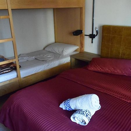 D1 Rooms & Apartments Tirana Bagian luar foto